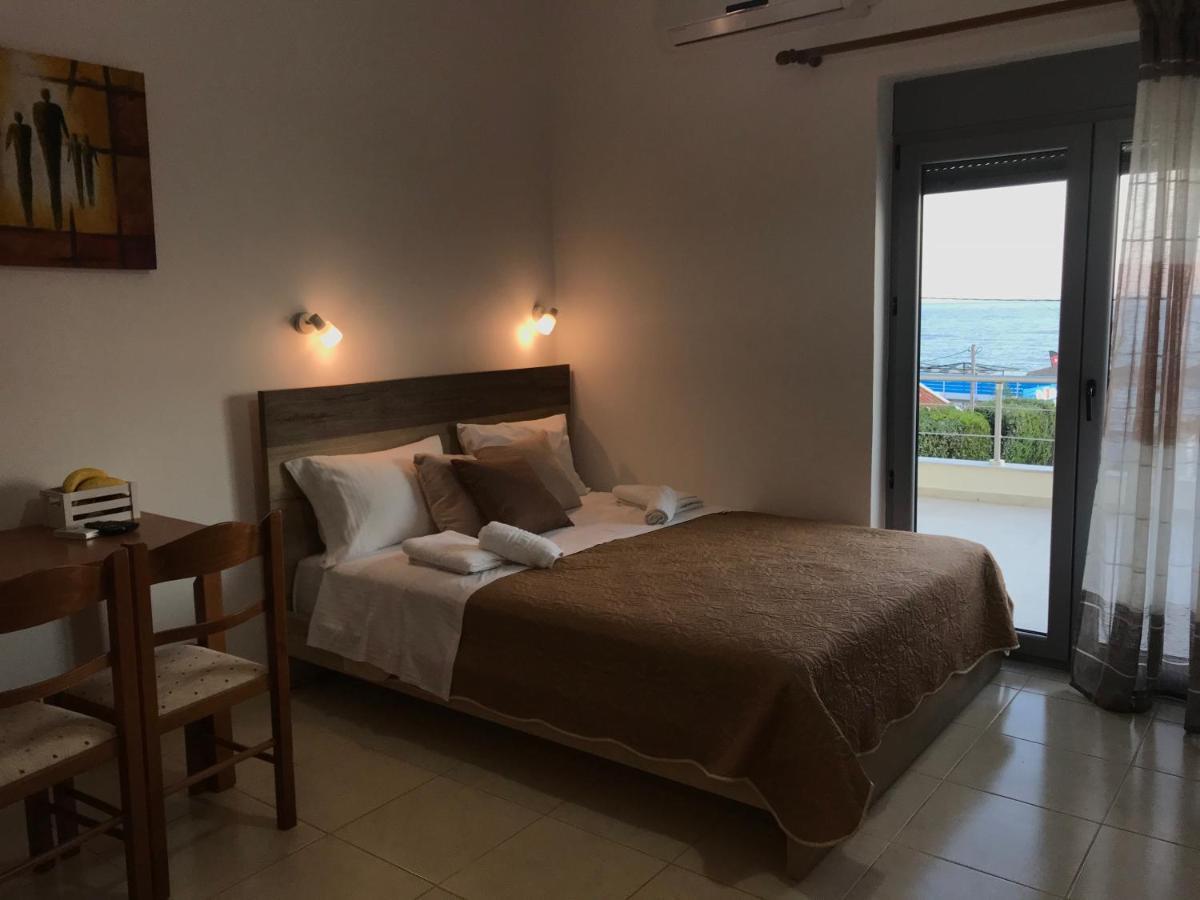 Coral Sea Studio Kokkinos Pyrgos Eksteriør billede